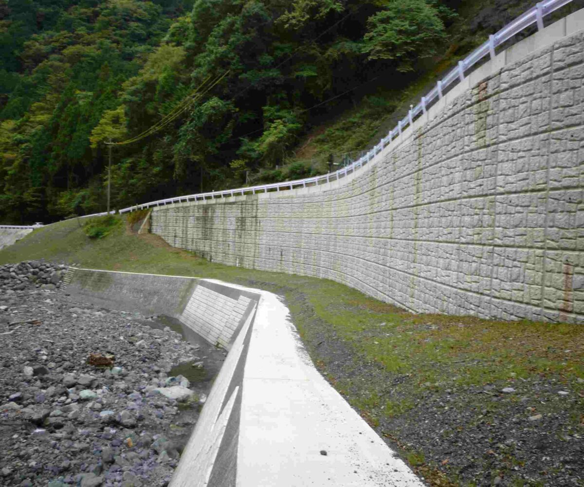 仙俣線と主要地方道をつなぐ生活道路を復旧